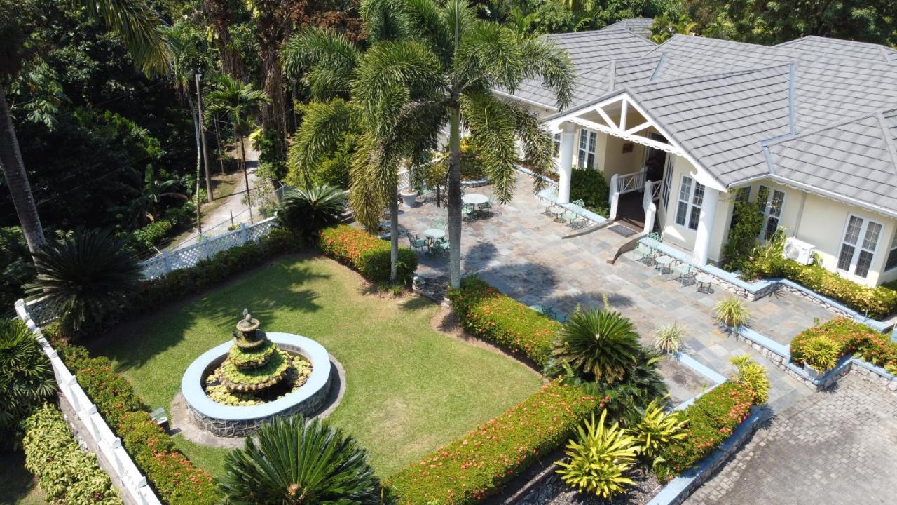 Spicy Hill Villa ポート・アントニオ エクステリア 写真